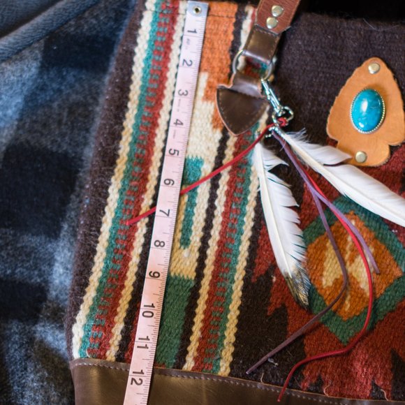 Old Smokeys Boot Shoulder Bag - Picture 2 of 11